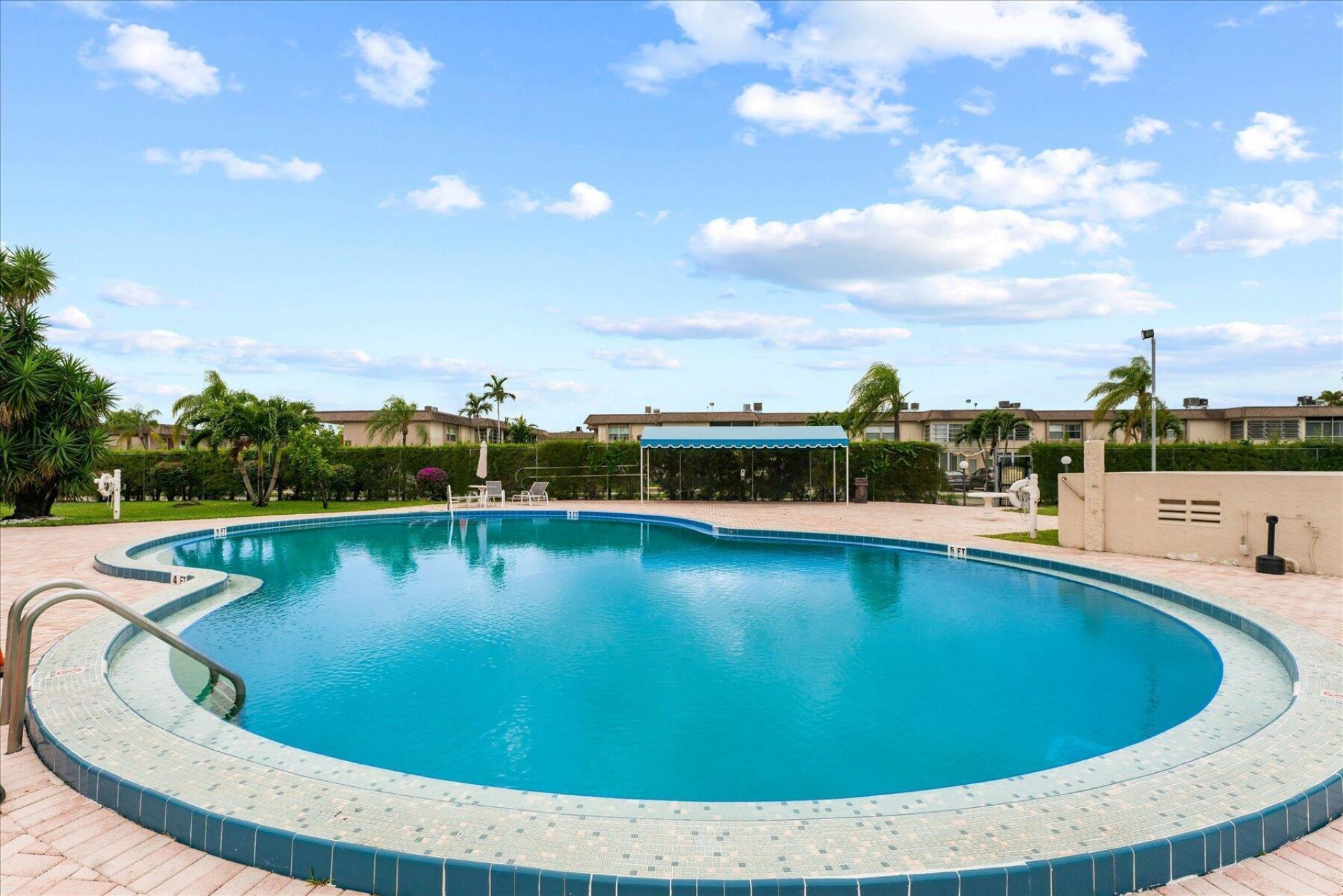 719 Lori Drive, Unit 204, Palm Springs, FL 33461 Photo