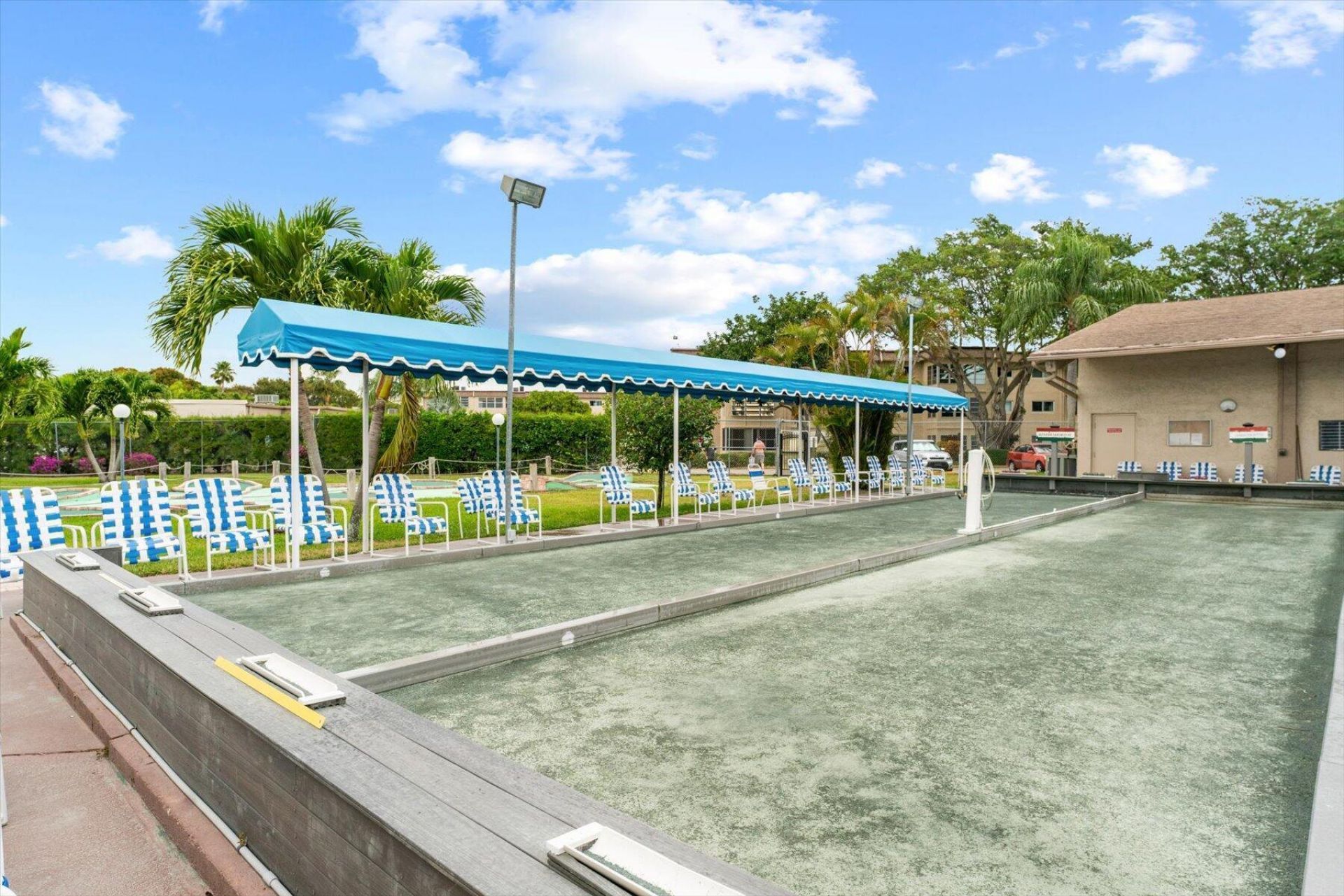 719 Lori Drive, Unit 204, Palm Springs, FL 33461 Photo