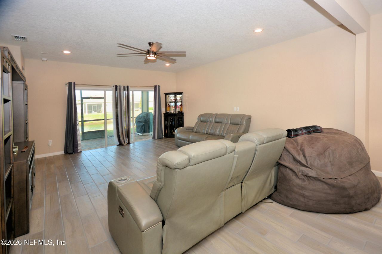 7324 Rock Brook Drive, Jacksonville, FL 32222 Photo