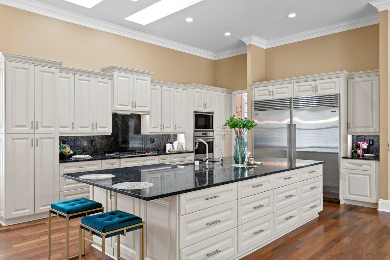 16504 Avila Boulevard, Tampa, FL 33613 Photo