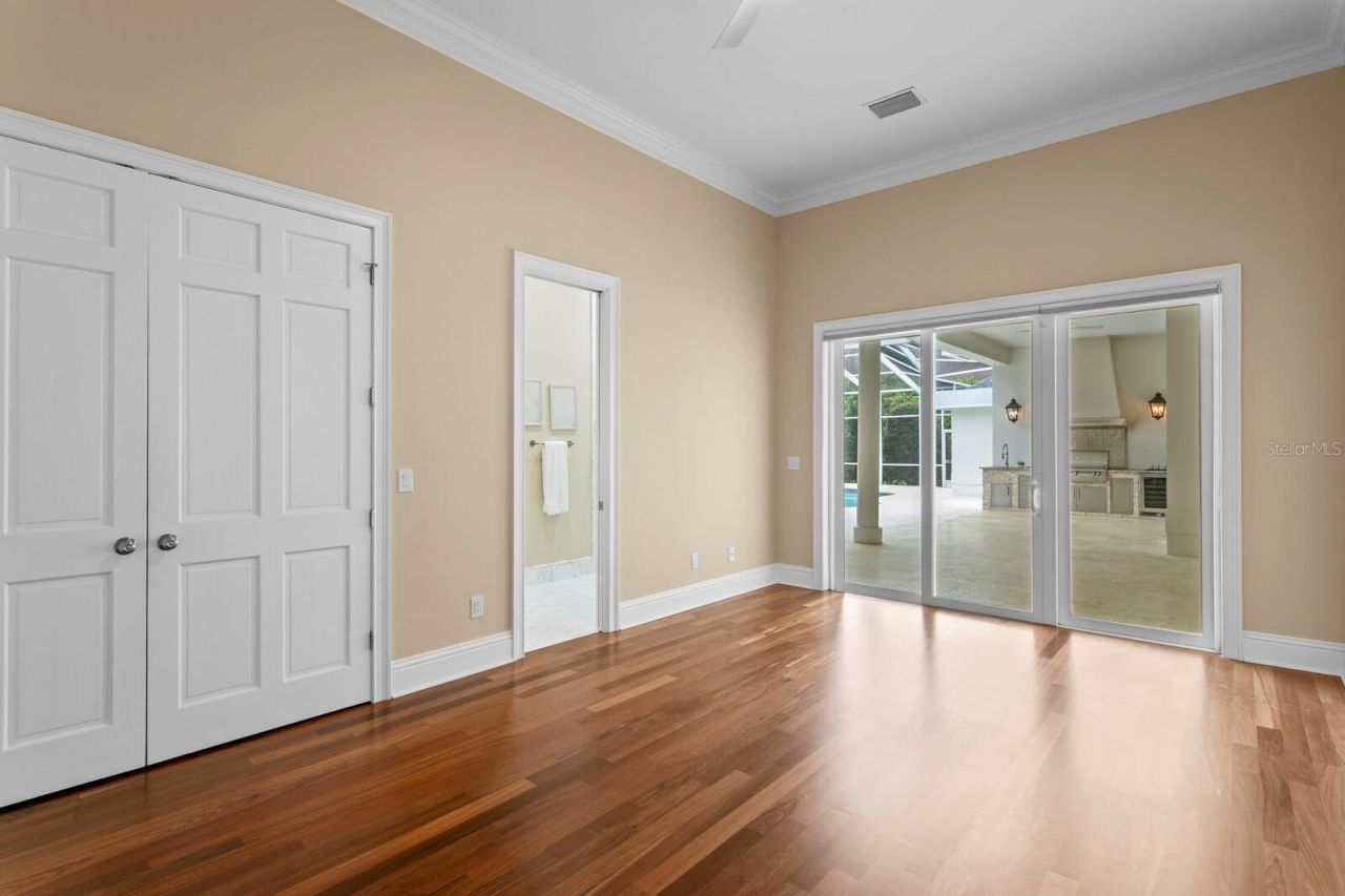 16504 Avila Boulevard, Tampa, FL 33613 Photo