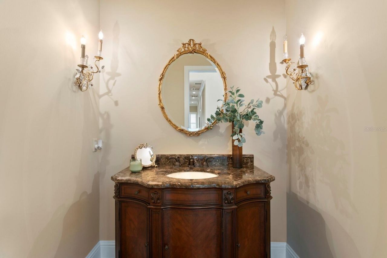 16504 Avila Boulevard, Tampa, FL 33613 Photo