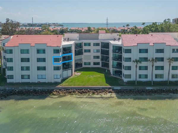 5541 PUERTA DEL SOL BOULEVARD S, Unit 318, ST PETERSBURG, FL 33715