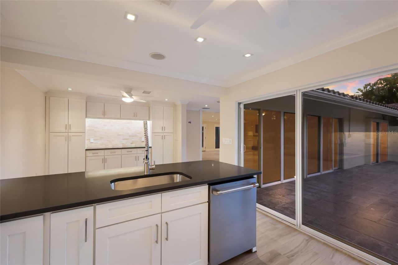 103 Fillmore Drive, Sarasota, FL 34236 Photo