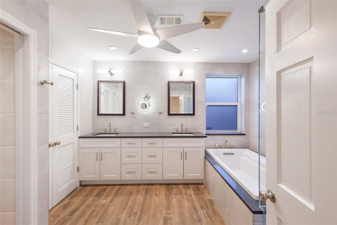 103 Fillmore Drive, Sarasota, FL 34236 Photo