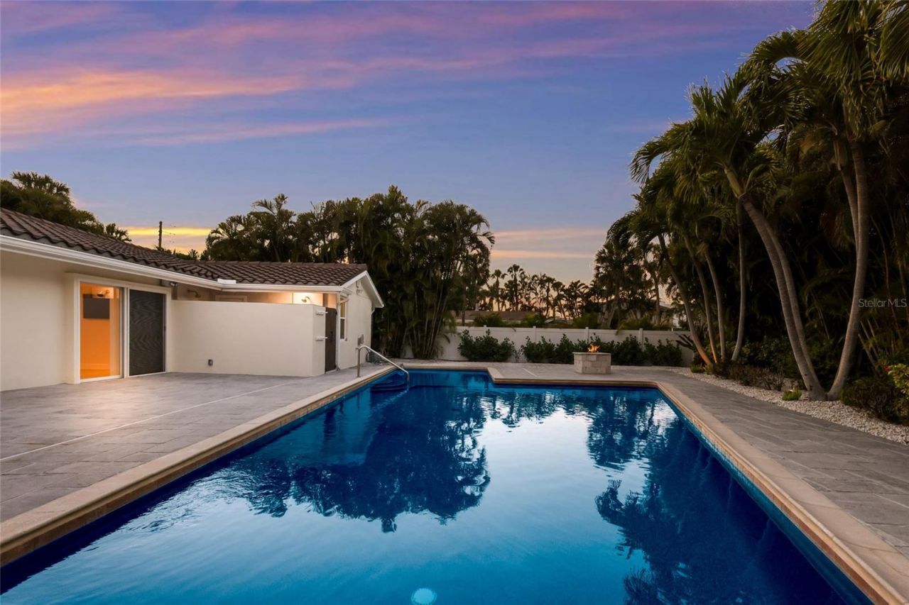 103 Fillmore Drive, Sarasota, FL 34236 Photo