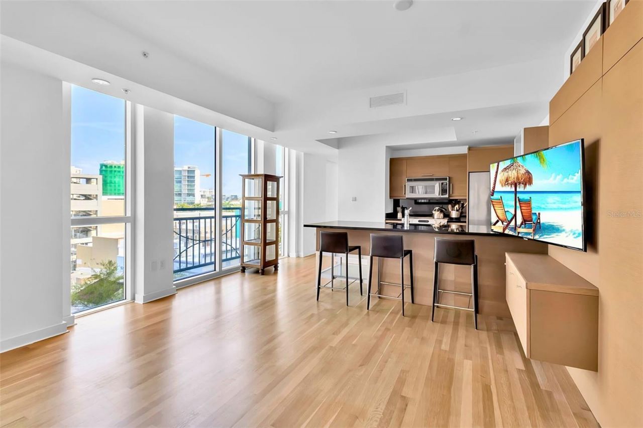 1350 Main Street, Unit 502, Sarasota, FL 34236 Photo