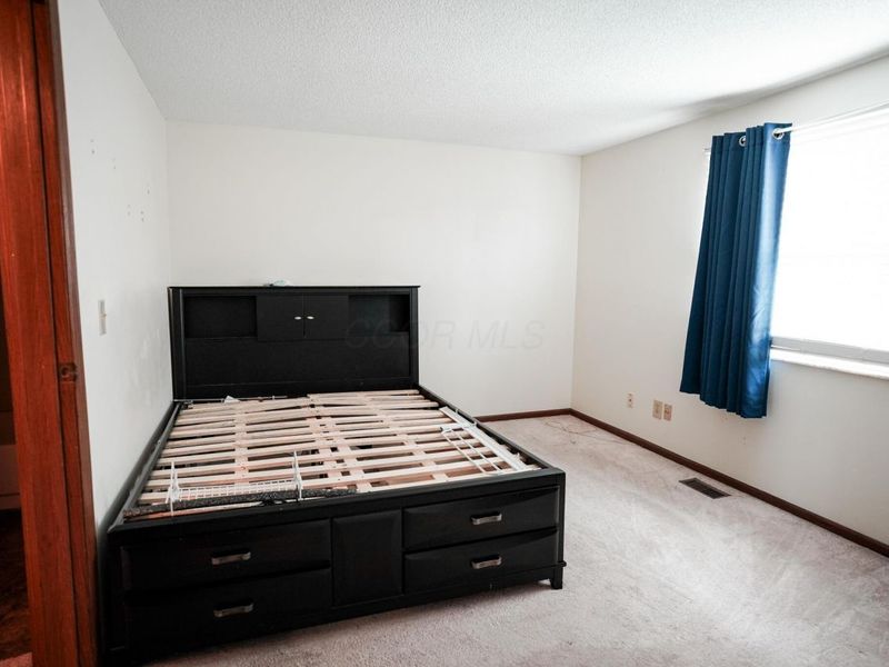 5746 Kendrick Drive , Galloway, OH 43119 Photo 10