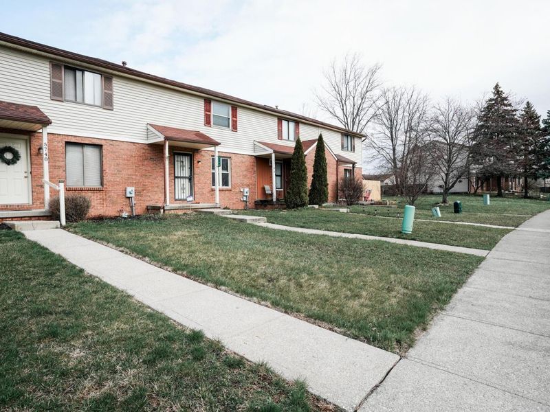 5746 Kendrick Drive , Galloway, OH 43119 Photo 2