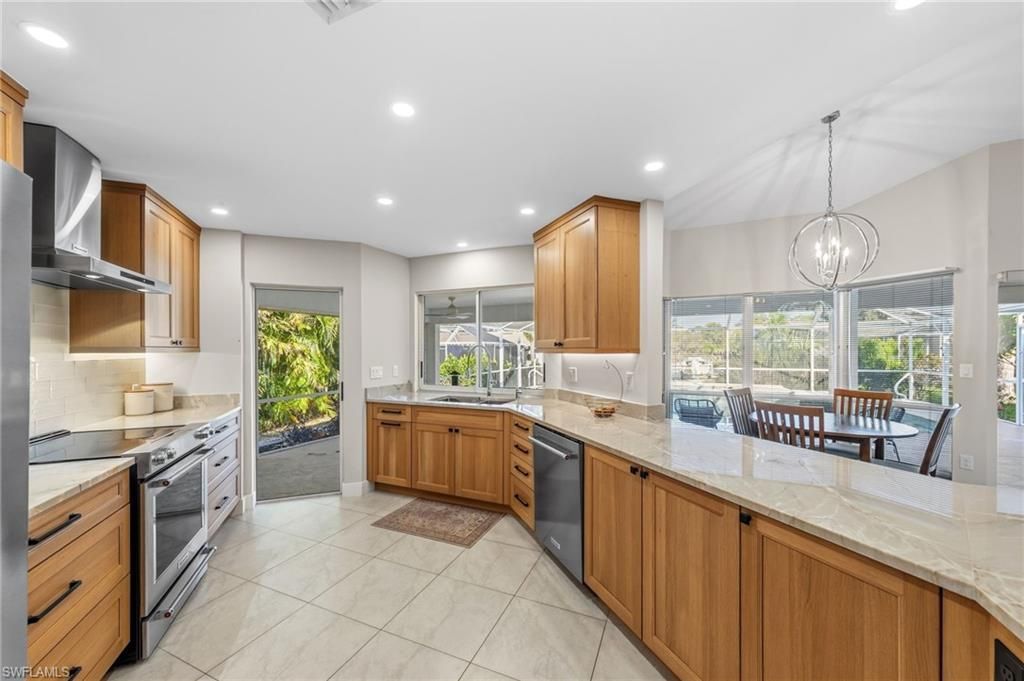 4724 Riverside Dr, Estero, FL 33928 Photo