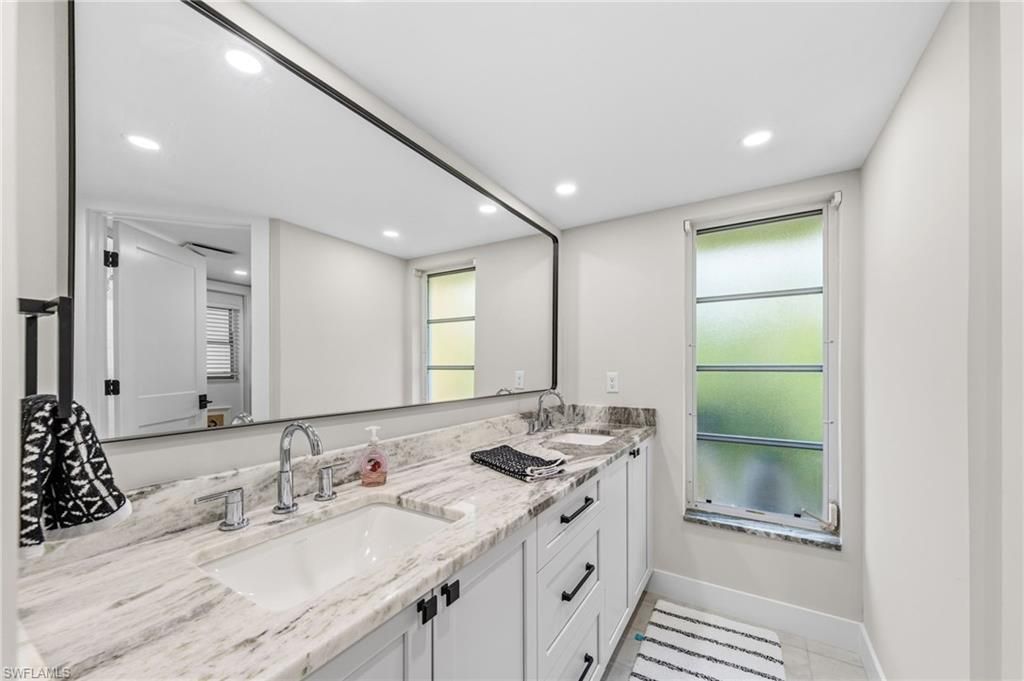 4724 Riverside Dr, Estero, FL 33928 Photo