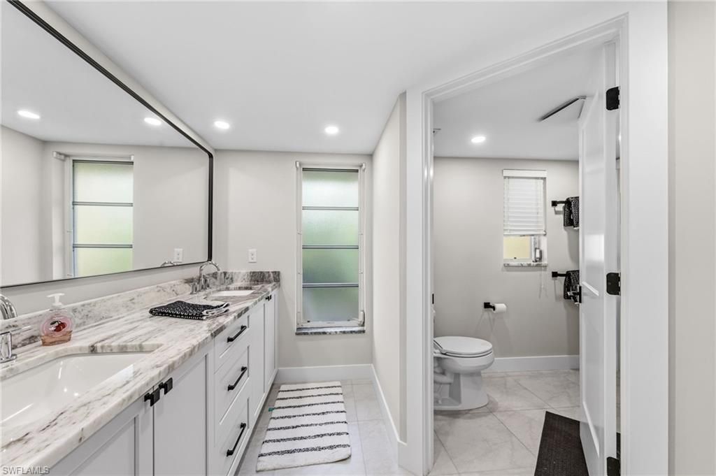 4724 Riverside Dr, Estero, FL 33928 Photo