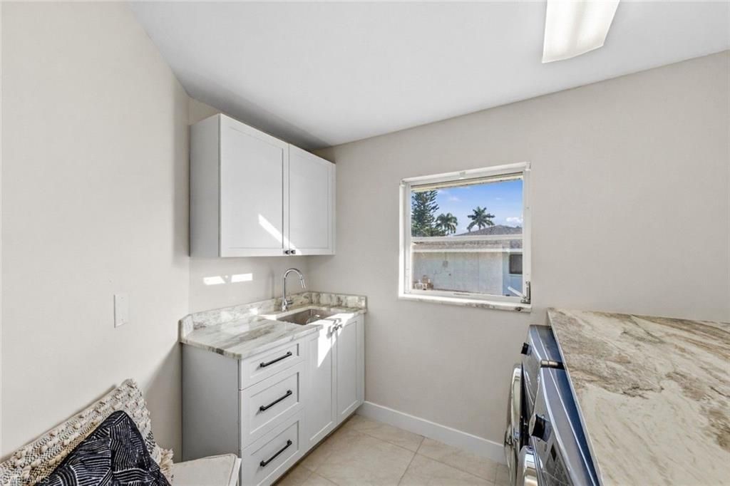 4724 Riverside Dr, Estero, FL 33928 Photo