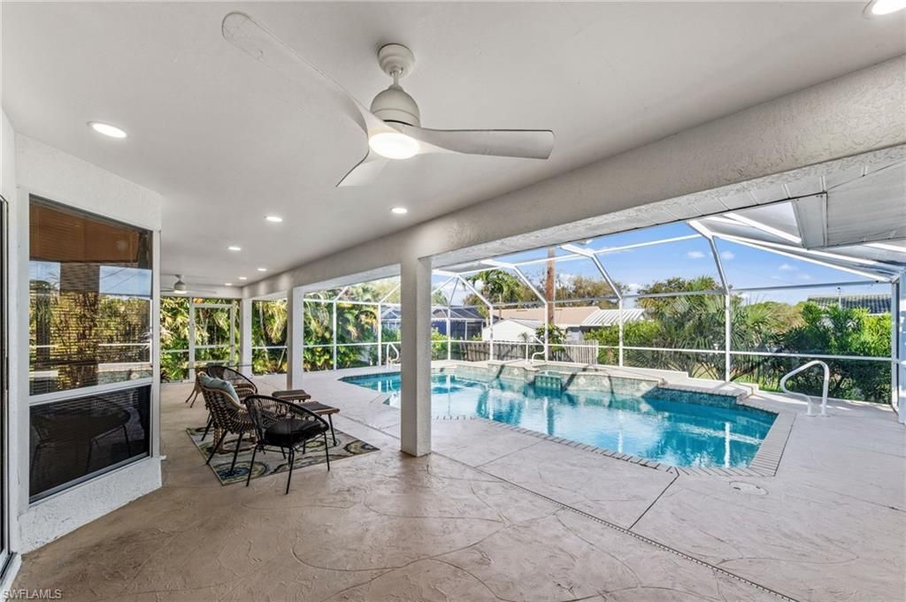 4724 Riverside Dr, Estero, FL 33928 Photo