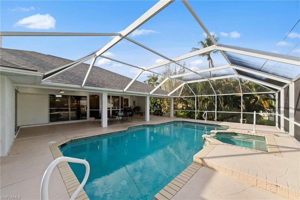 4724 Riverside Dr, Estero, FL 33928 Photo
