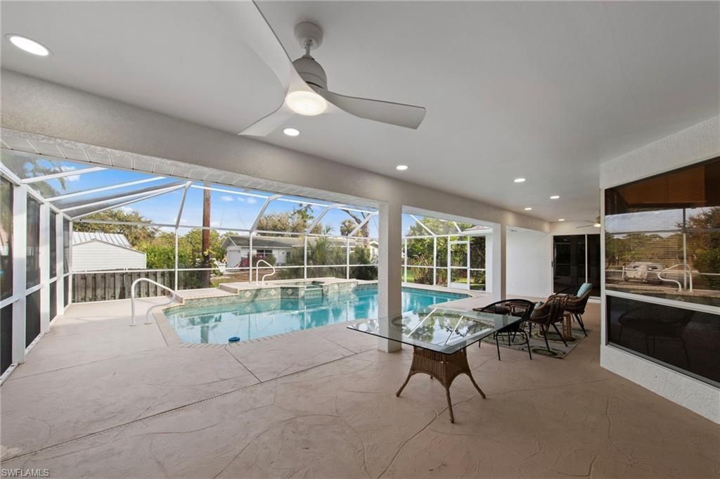 4724 Riverside Dr, Estero, FL 33928 Photo