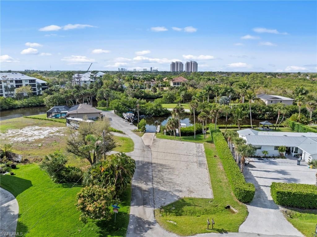 4724 Riverside Dr, Estero, FL 33928 Photo