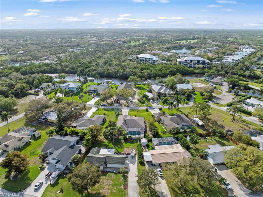 4724 Riverside Dr, Estero, FL 33928 Photo