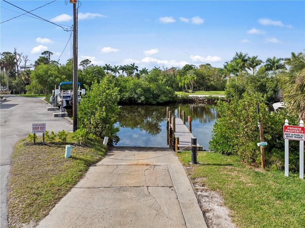 4724 Riverside Dr, Estero, FL 33928 Photo