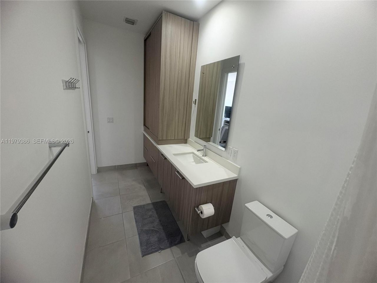 1045 NE 18th Ave, Unit 304, Fort Lauderdale, FL 33304 Photo