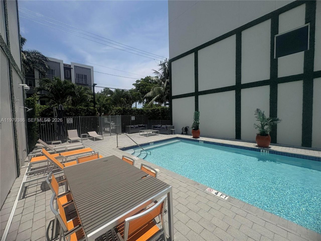 1045 NE 18th Ave, Unit 304, Fort Lauderdale, FL 33304 Photo