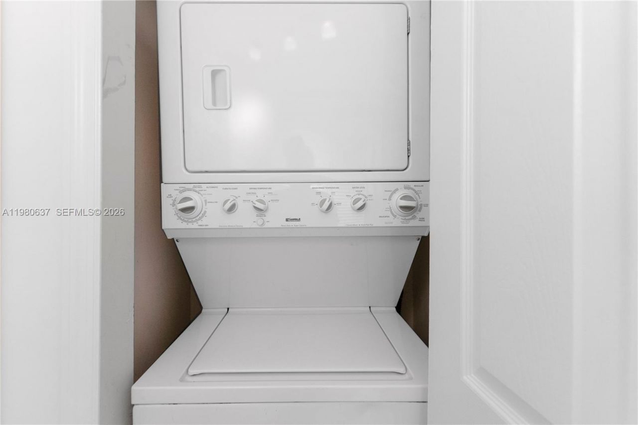 3500 Coral Way, Unit PH-10, Miami, FL 33145 Photo