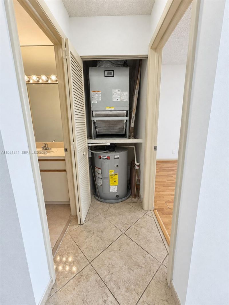 8816 Collins Ave, Unit 105, Surfside, FL 33154 Photo