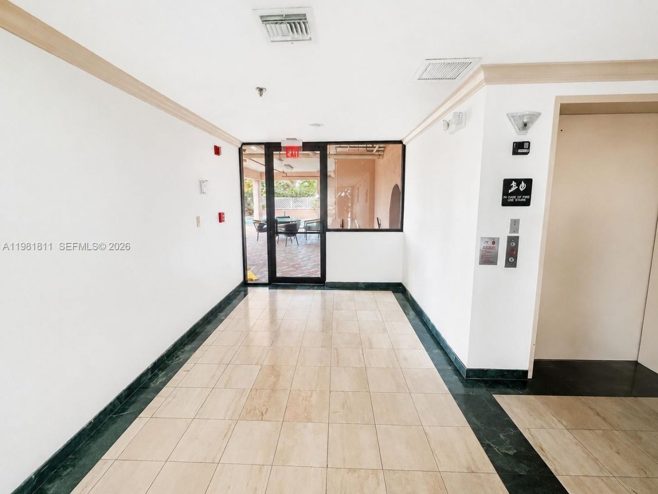8816 Collins Ave, Unit 105, Surfside, FL 33154 Photo