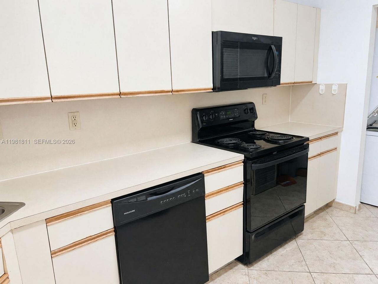 8816 Collins Ave, Unit 105, Surfside, FL 33154 Photo
