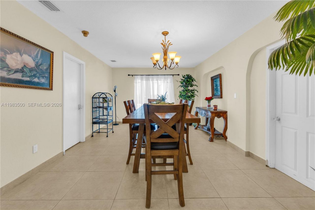 12691 SW 190th St, Miami, FL 33177 Photo