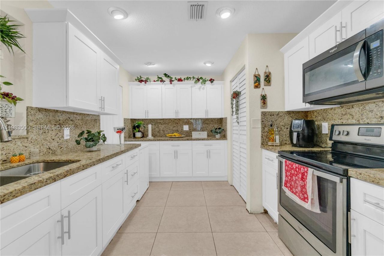 12691 SW 190th St, Miami, FL 33177 Photo