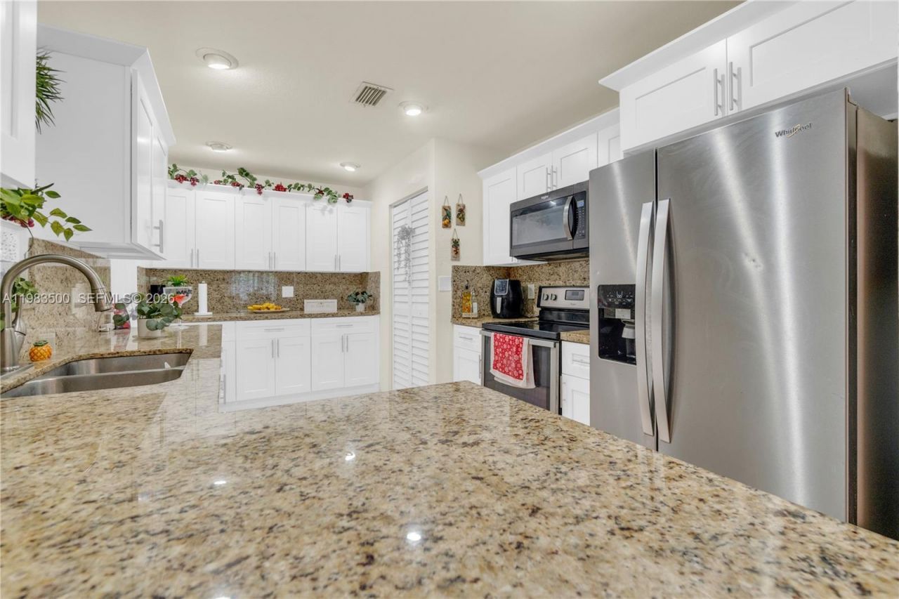 12691 SW 190th St, Miami, FL 33177 Photo