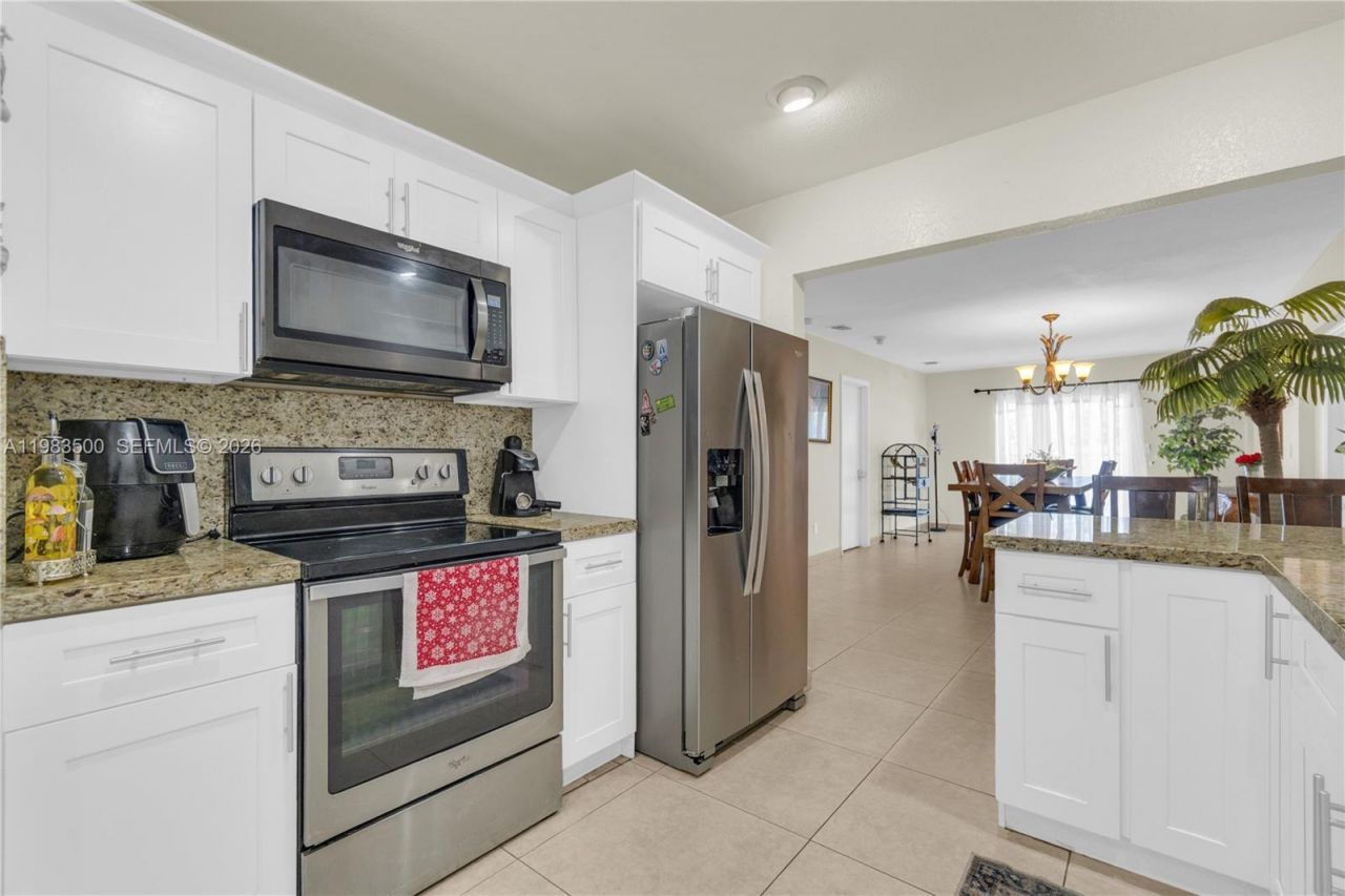 12691 SW 190th St, Miami, FL 33177 Photo