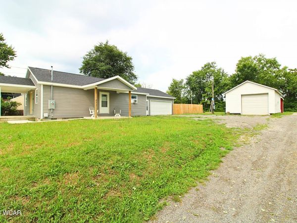 471 McPheron Avenue, Lima, OH 45804
