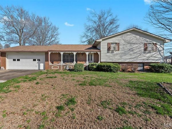 1218 Kimbeland Drive , Jackson, MO 63755