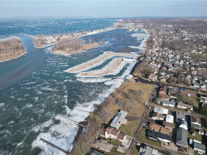 7631 E Downend Drive, Lakeside Marblehead, OH 43440 Photo 10