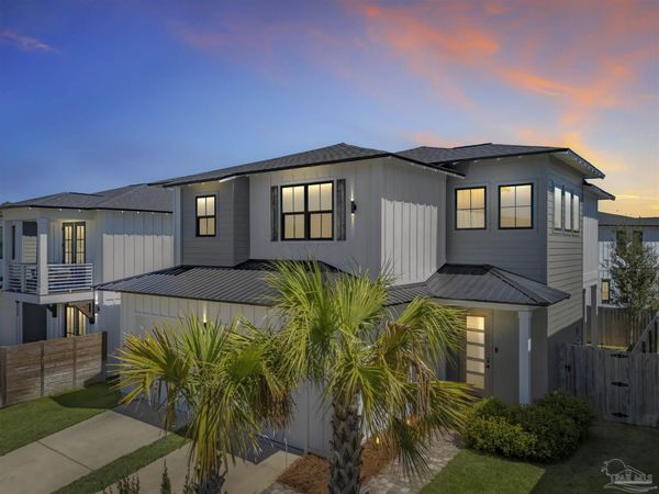 5626 Trout Ln, Pensacola, FL 32507