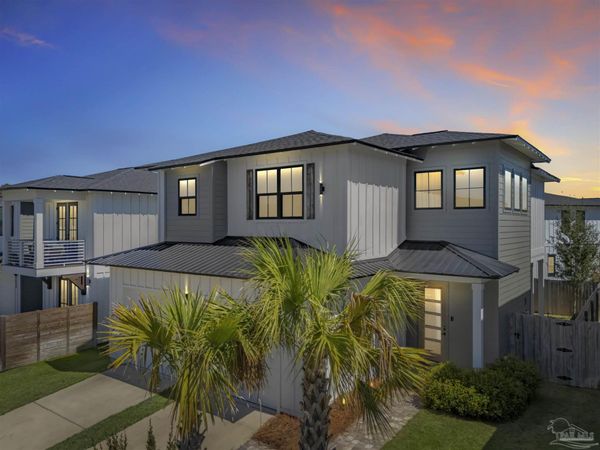 5626 Trout Ln, Pensacola, FL 32507