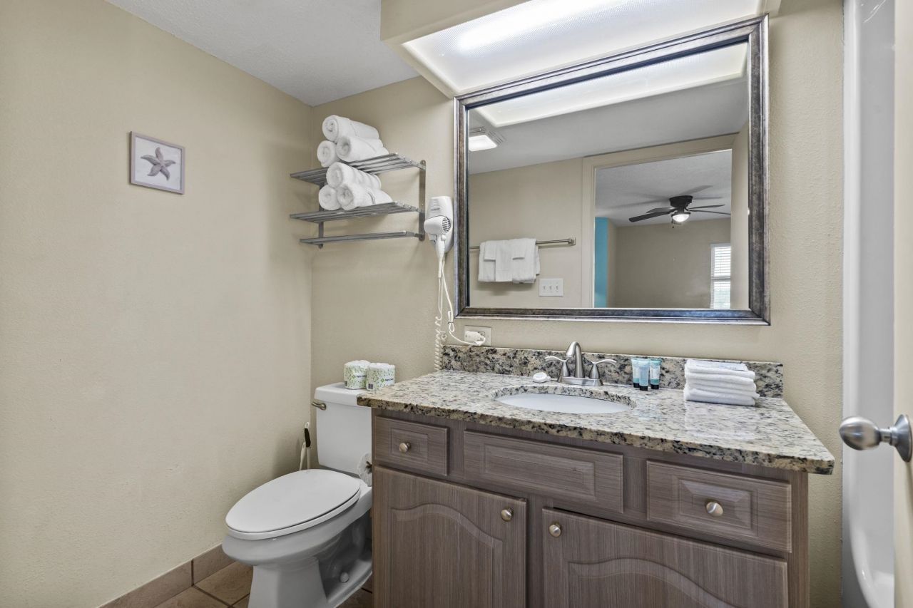 1700 N Ocean Blvd. Photo 10