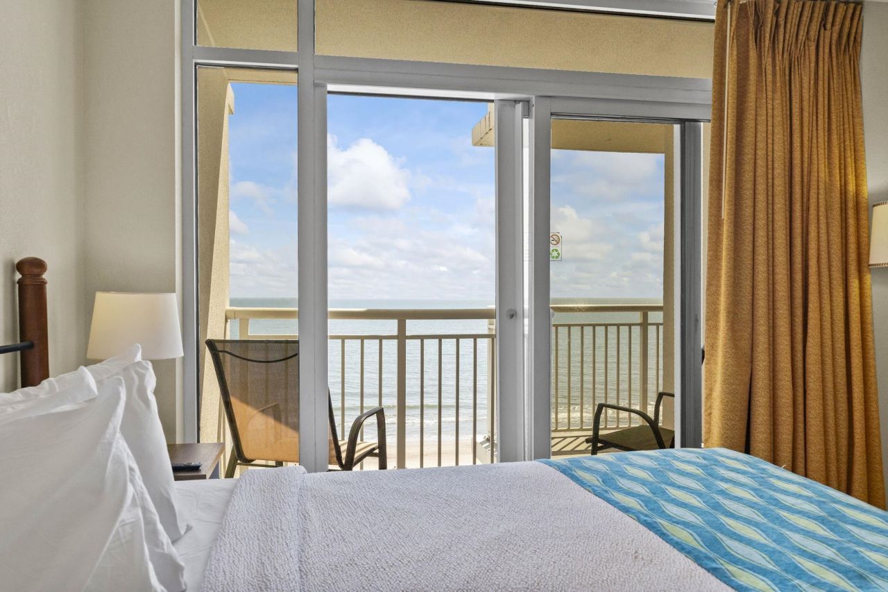 1700 N Ocean Blvd. Photo 26