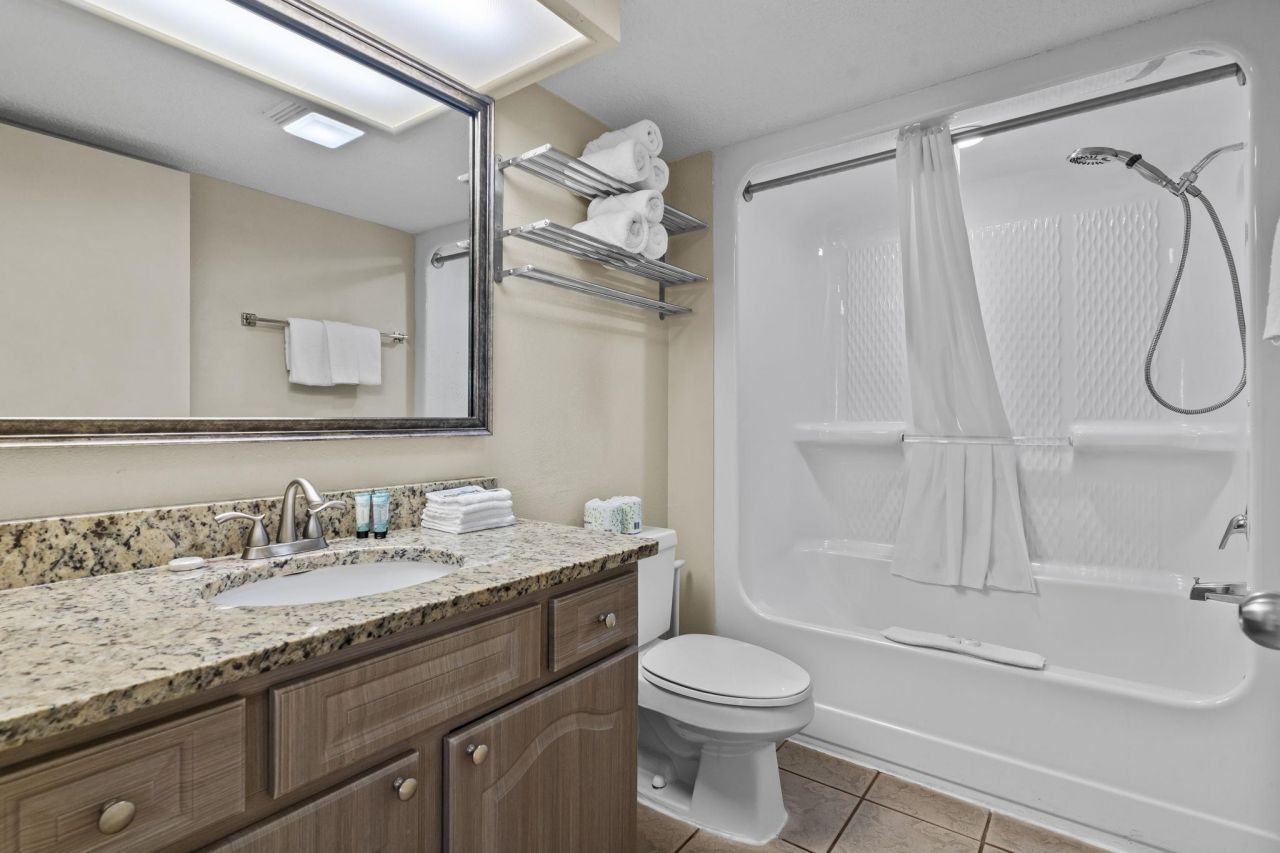 1700 N Ocean Blvd. Photo 27