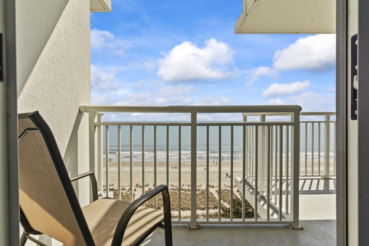 1700 N Ocean Blvd. Photo 34