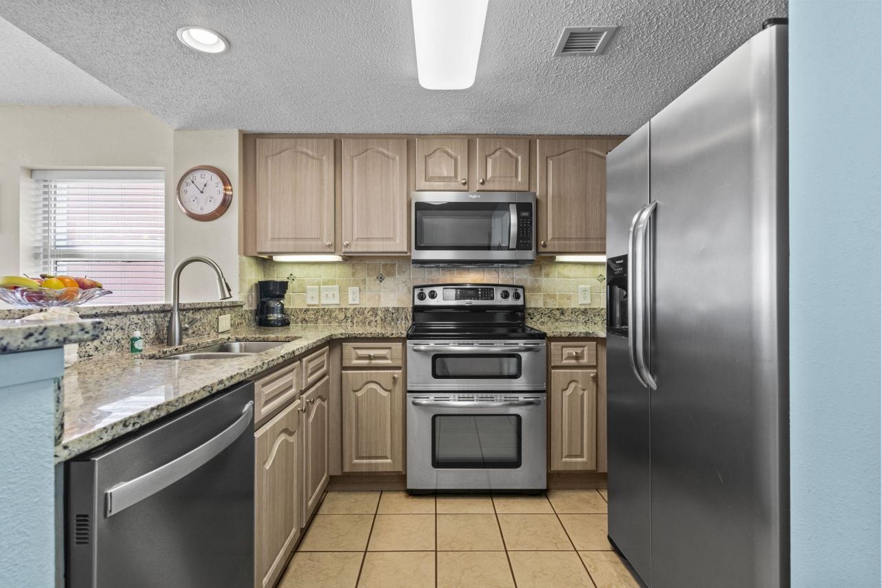 1700 N Ocean Blvd. Photo 5