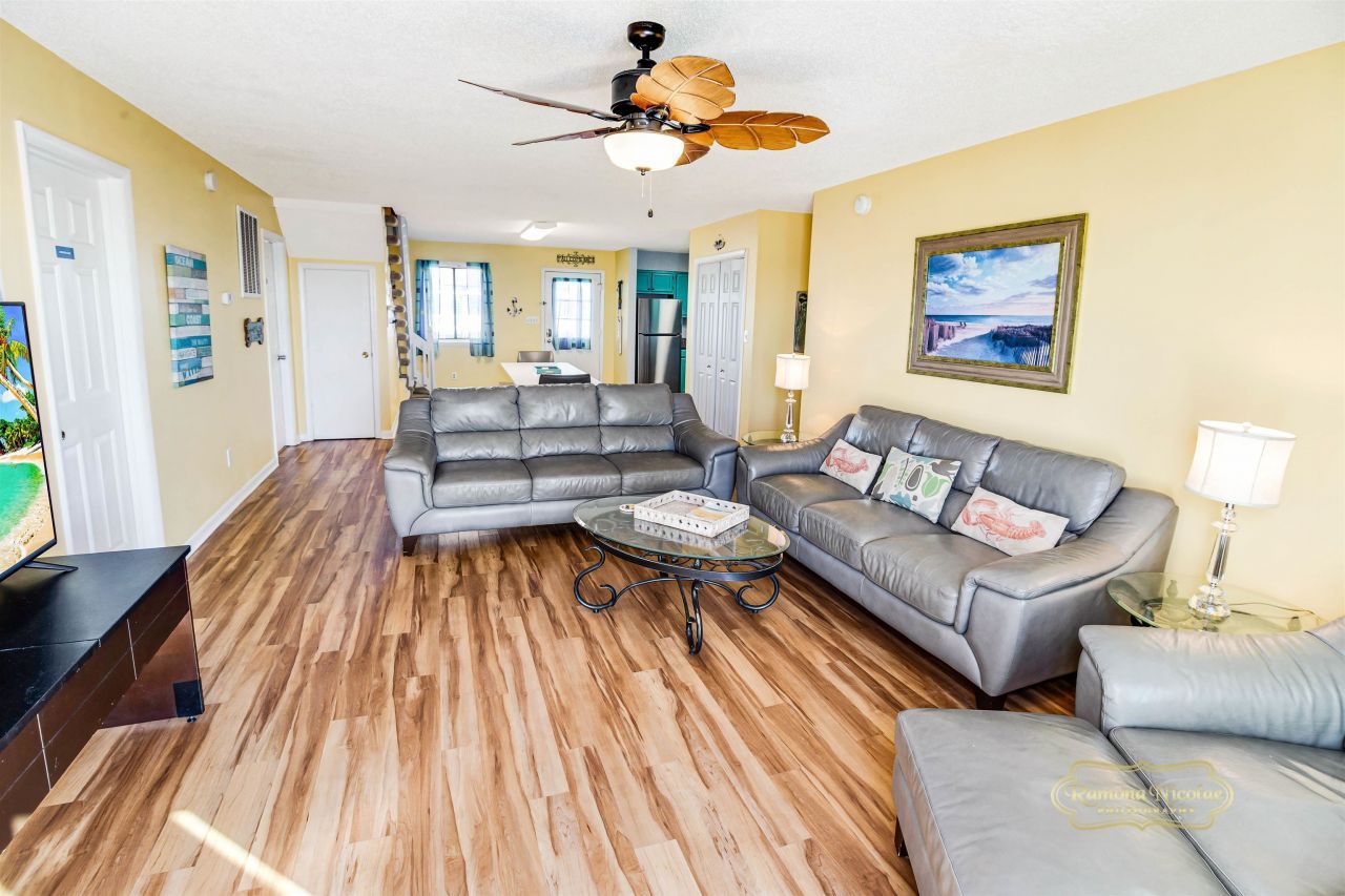 3000 N Ocean Blvd. Photo 10