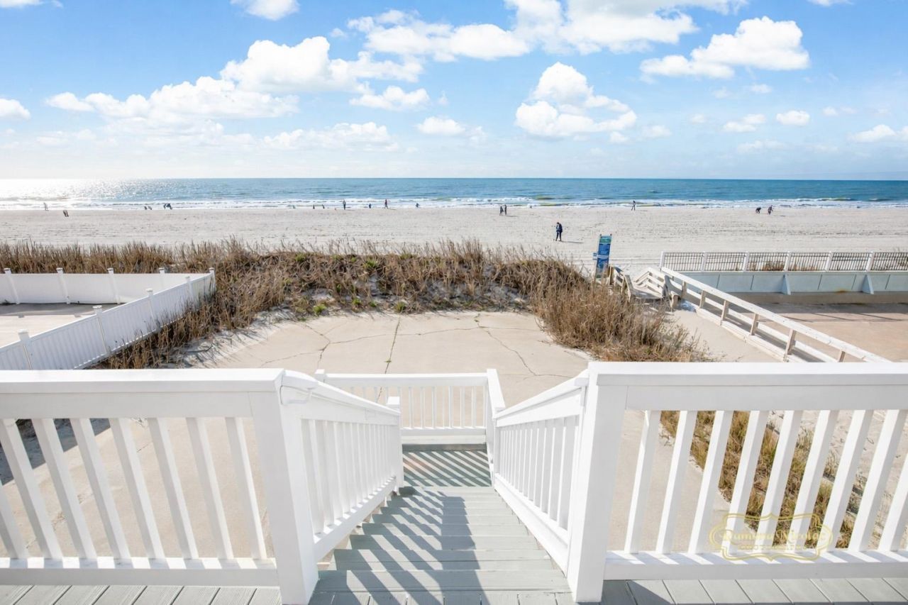 3000 N Ocean Blvd. Photo 15