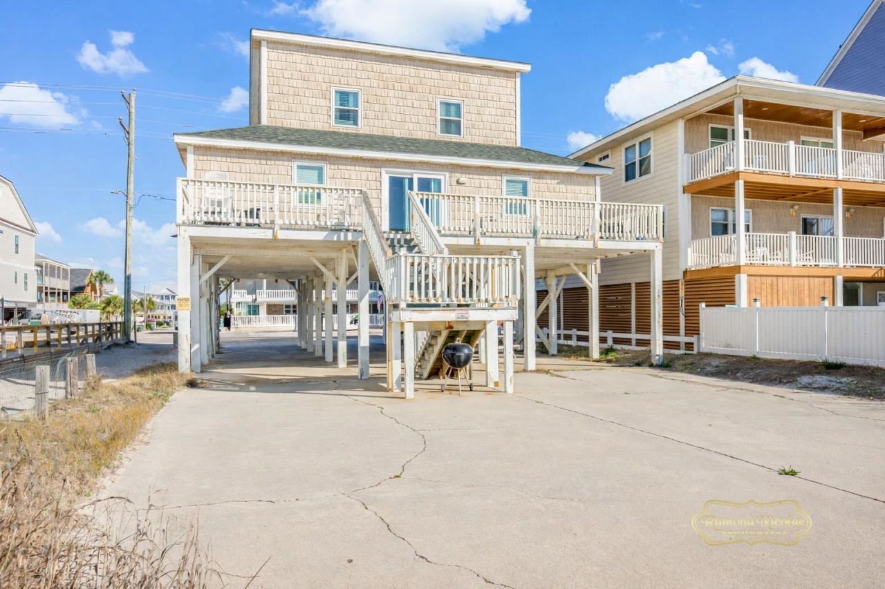 3000 N Ocean Blvd. Photo 37