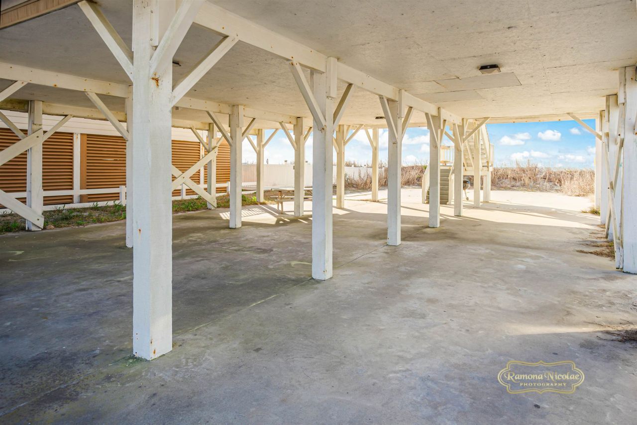 3000 N Ocean Blvd. Photo 40