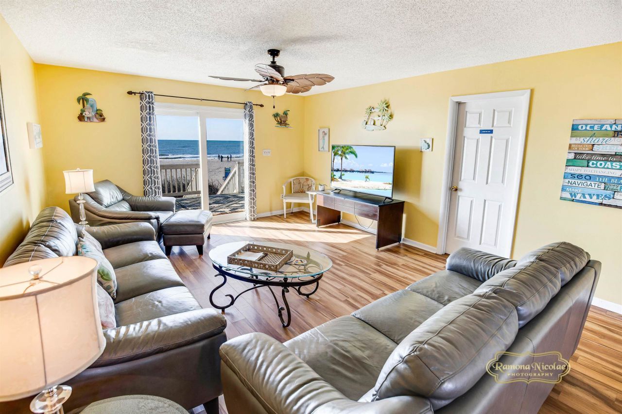 3000 N Ocean Blvd. Photo 9
