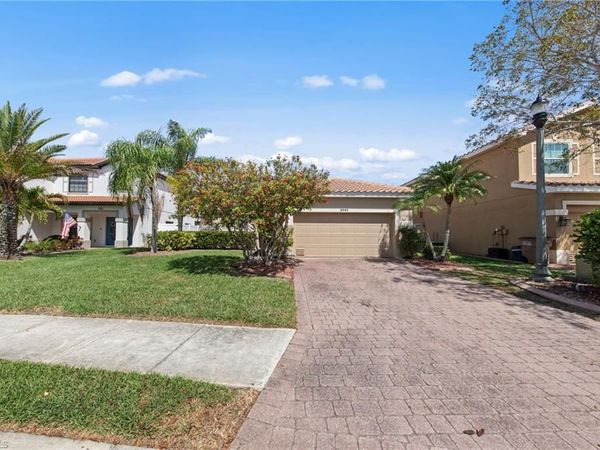 2061 Cape Heather CIR, CAPE CORAL, FL 33991