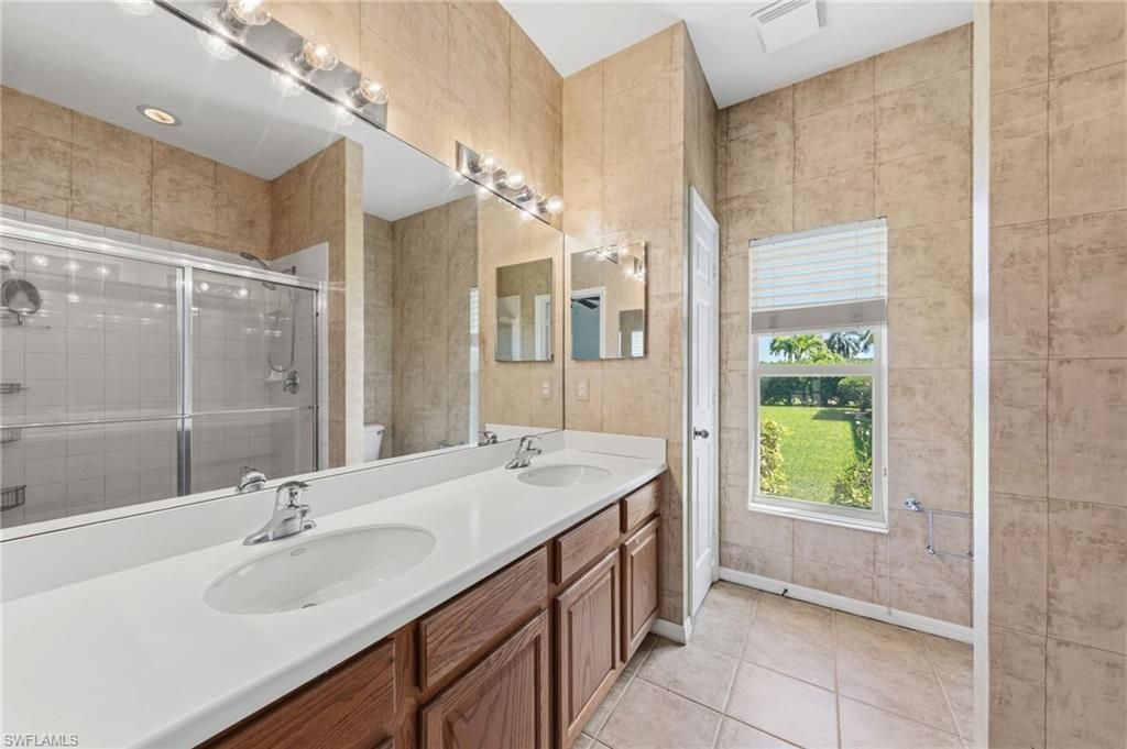 2061 Cape Heather Cir, Cape Coral, FL 33991 Photo